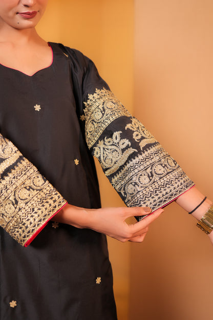 Noir Zardozi Kurta Set