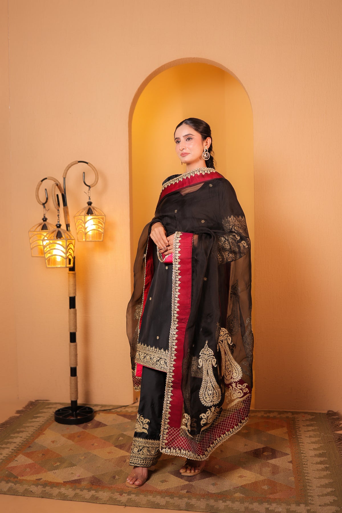 Noir Zardozi Kurta Set